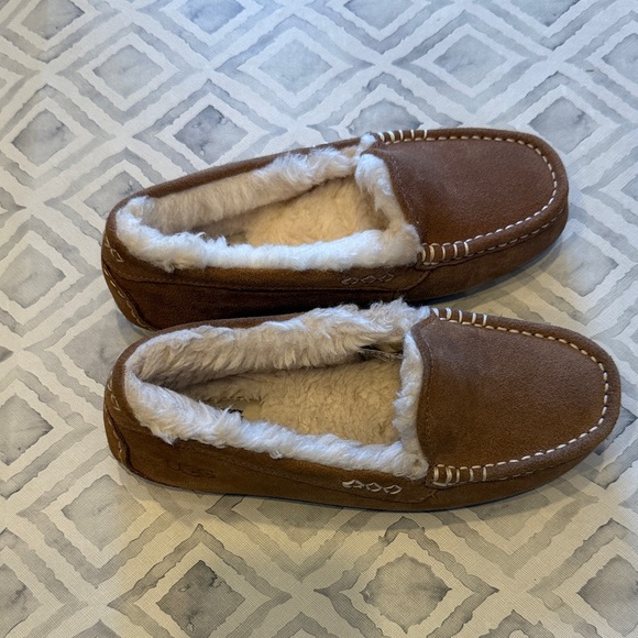 UGG Ansley Slippers ~ Size 6 - Picture 6 of 6